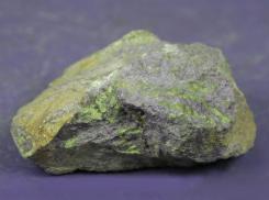 蛇纹岩-Serpentinite